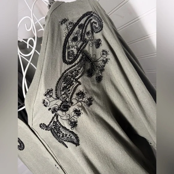 Democracy Olive Blouse with Black Floral Detail - Picture 4 of 8